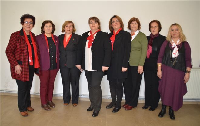 CHP de Kadın Kolları seçimi yapıldı.