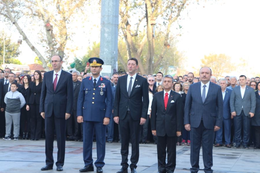 Atatürk Ölümünün 81. yılında Bandırma’da anıldı