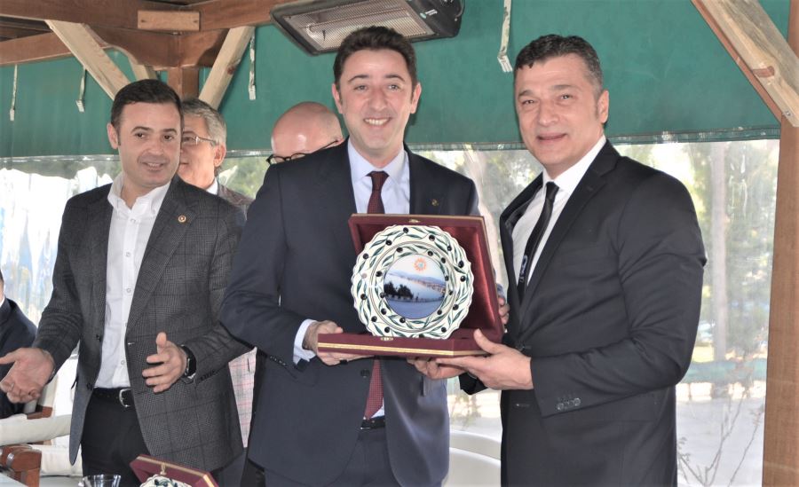Belediye Başkanı Tosun: “Erdek Belediyesi’ne desteğimiz sürecek”