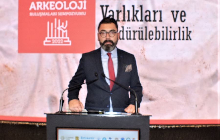 Doç. Dr. Ahmet Bilir, sunumunda Avşa