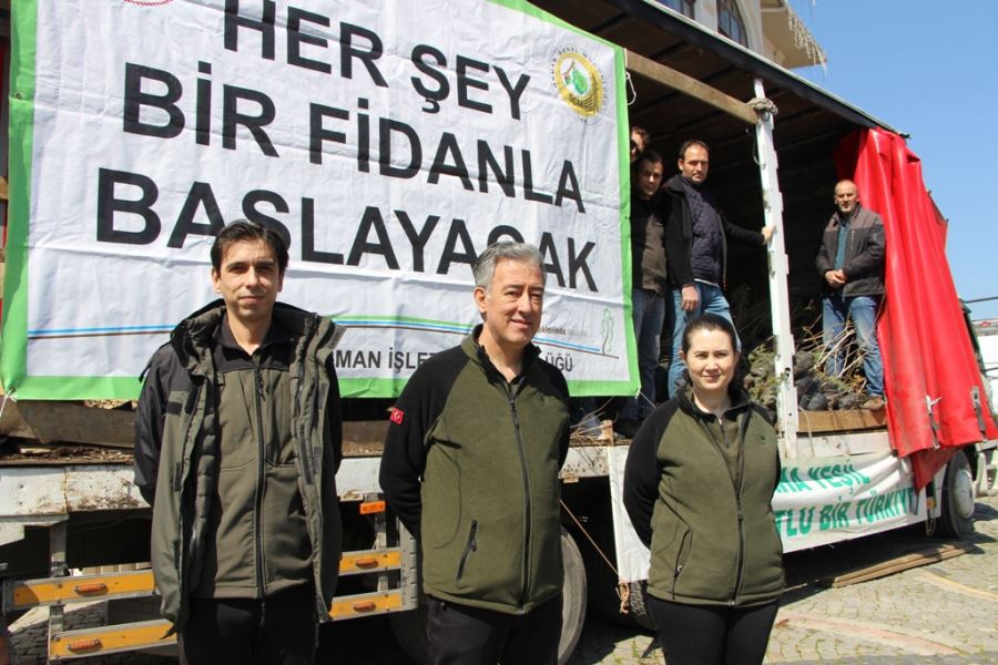 Bandırma Orman İşletme Müdürlüğü vatandaşlara 3 bin fidan dağıttı
