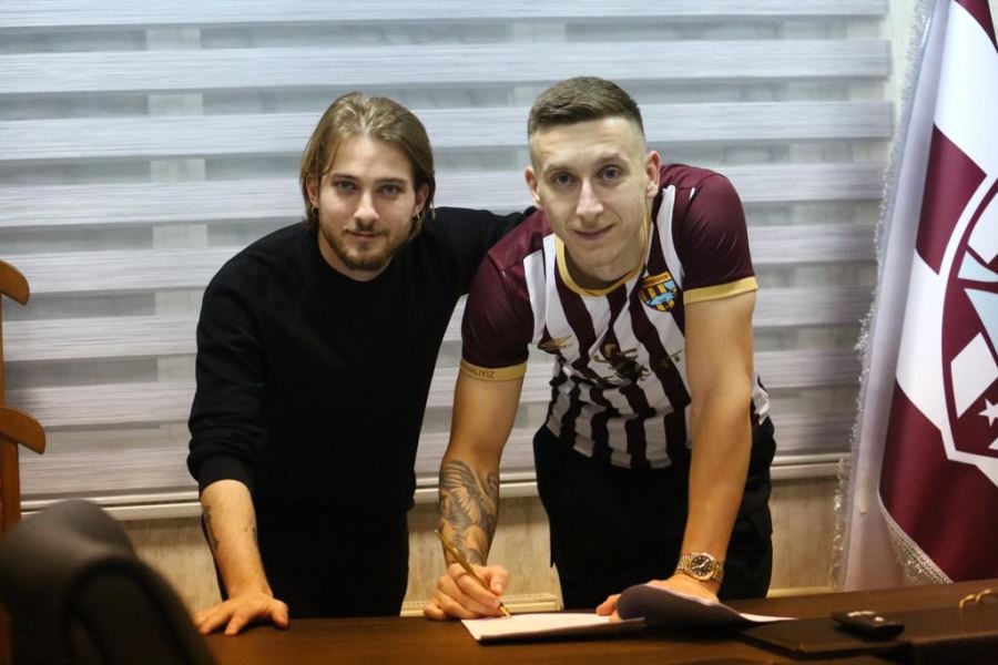  Ivan Saponjic ile mukavele imzalandı