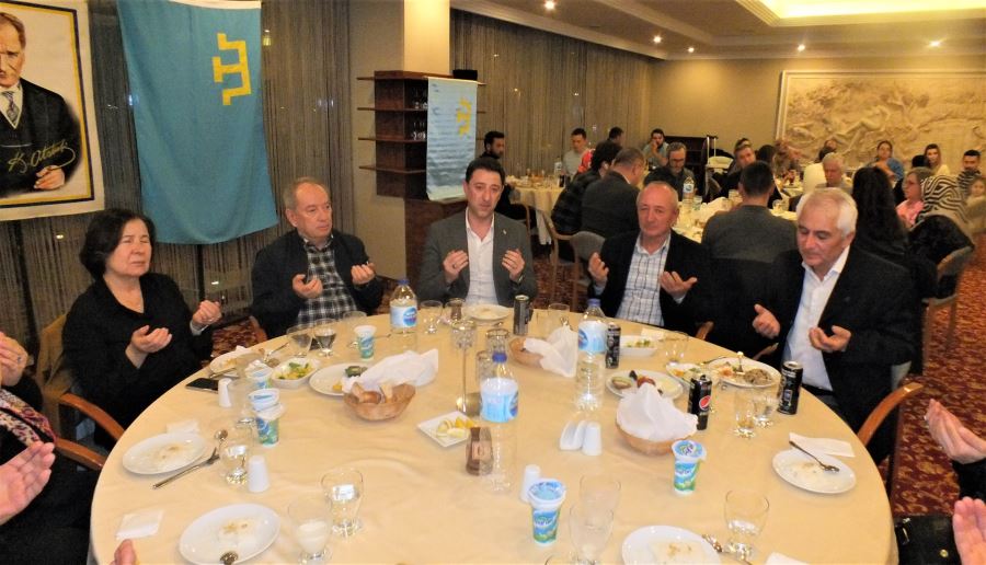 Kırım Tatarlarından geleneksel iftar buluşması