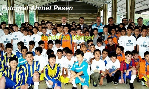 İlköğretimler arası futbol turnuvasının beyi Bandırma ilköğretim