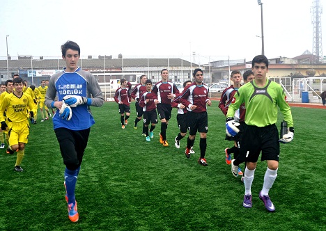 U-17 Gençler`de  gol düellosu Bandırma-5  Tayfunspor- 3