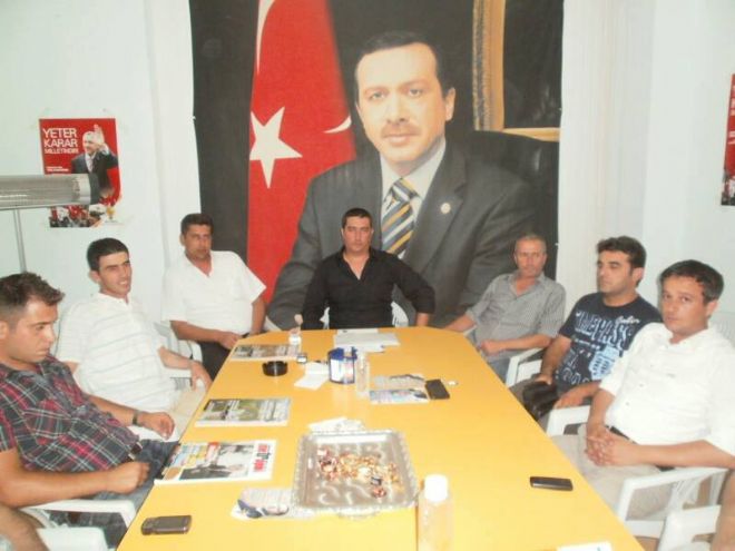 AKP Edincik`te teşkilat yeniledi