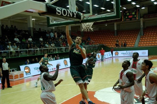 Banvit´ten Karşıyaka´ya prova