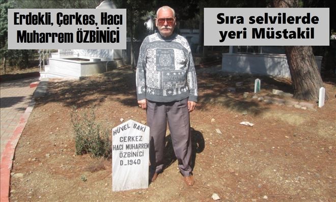 38 yıldır mezar taşı ile yaşıyor.