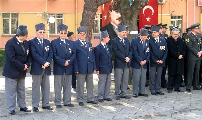 Gönen´de duygu dolu anma töreni