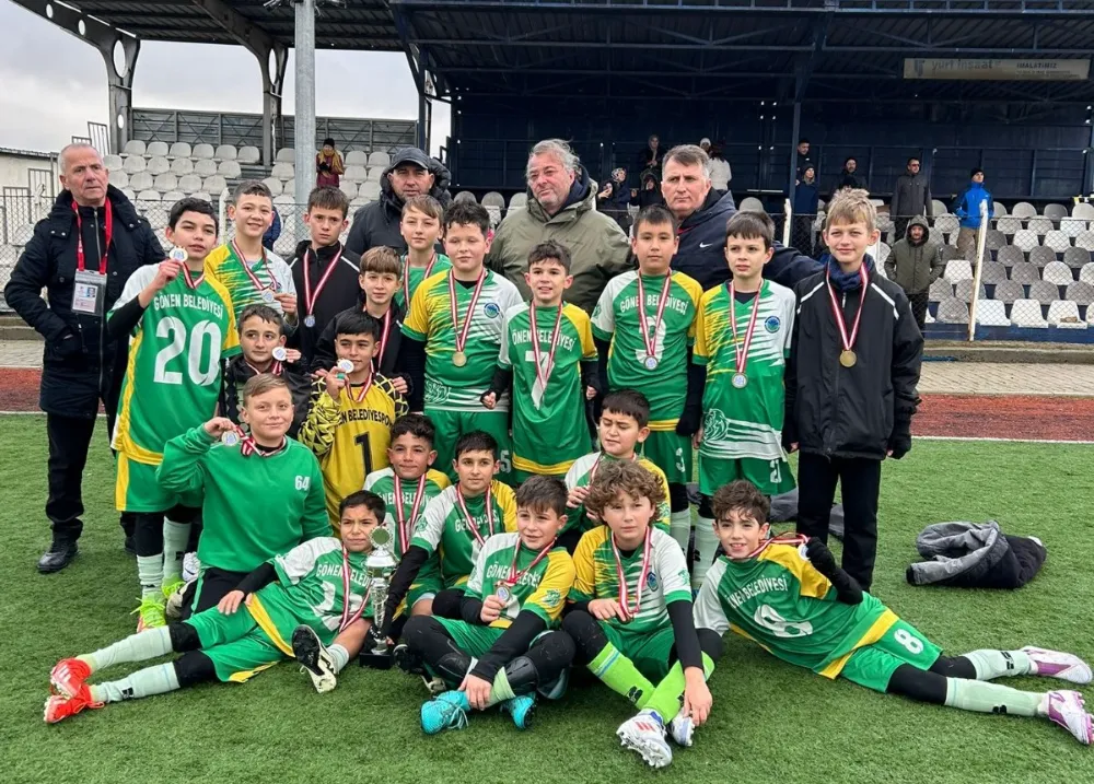 Marmara Grubu U-12 ligi Şampiyonu Gönen Belediyespor