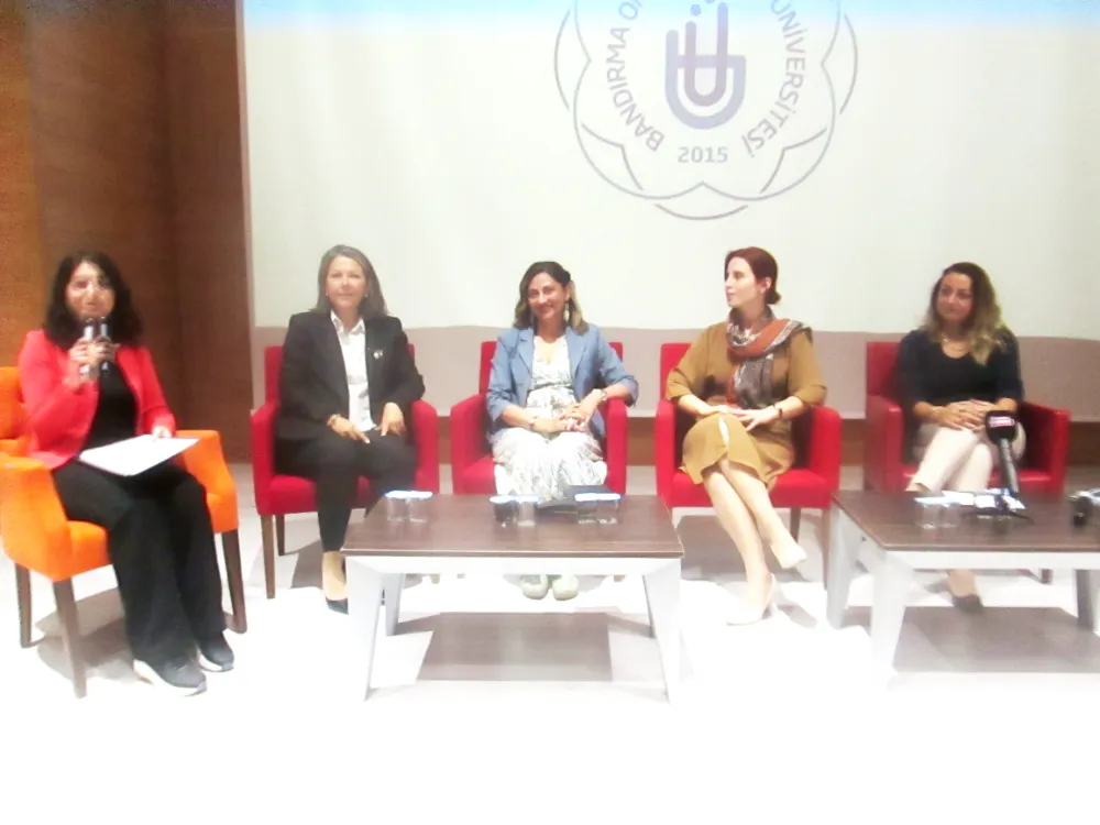 BANÜ’de “Kamuda kadın istihdamı” paneli