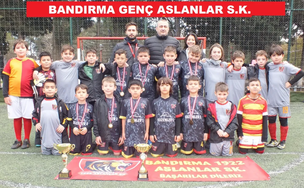 Bandırma Genç Aslanlar Kupa canavarı oldular