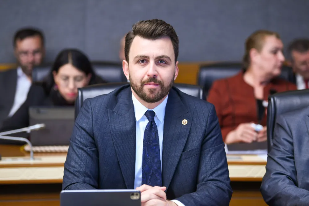 Öztaylan’dan cumhuriyet kutlaması