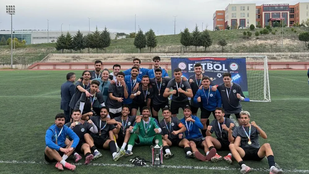 ÜNİLİG Futbol Şampiyonasında Grup Lideri Oldu