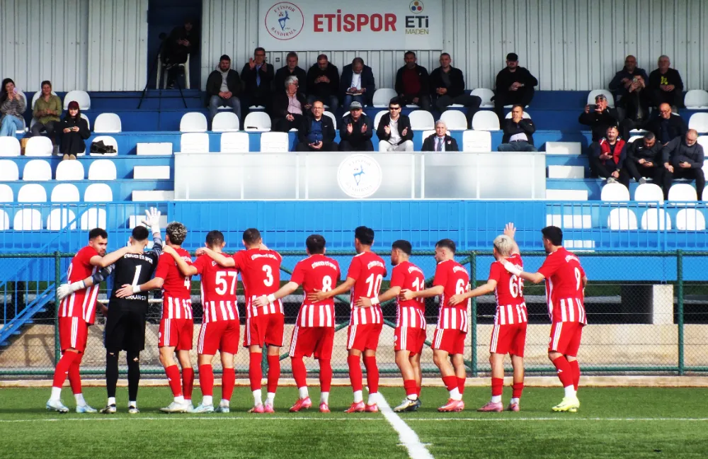 ETİSPOR ÜSTÜNLÜĞÜNÜ KORUYAMADI