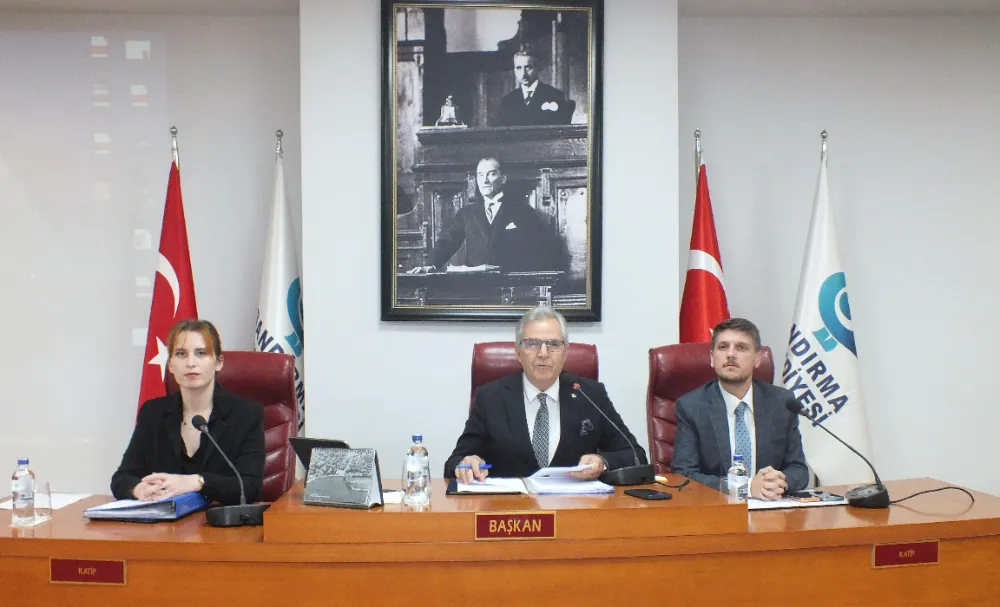 Gergin meclis toplantısı