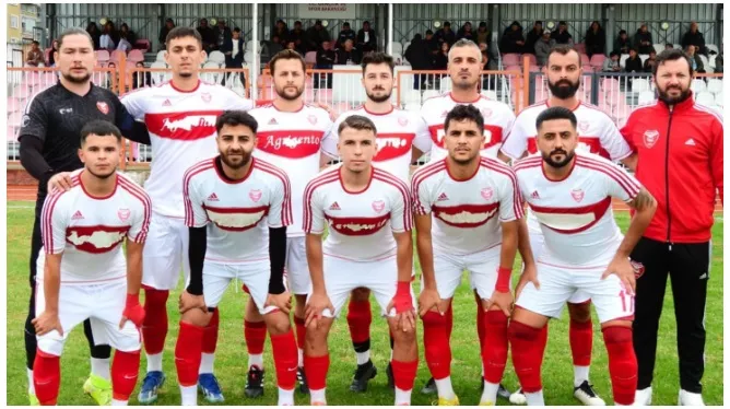 Erdekspor, evinde yenildi.