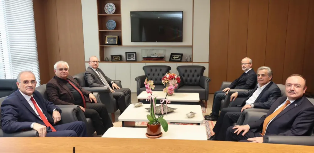 Eski rektörden Rektör Boz’a ziyaret