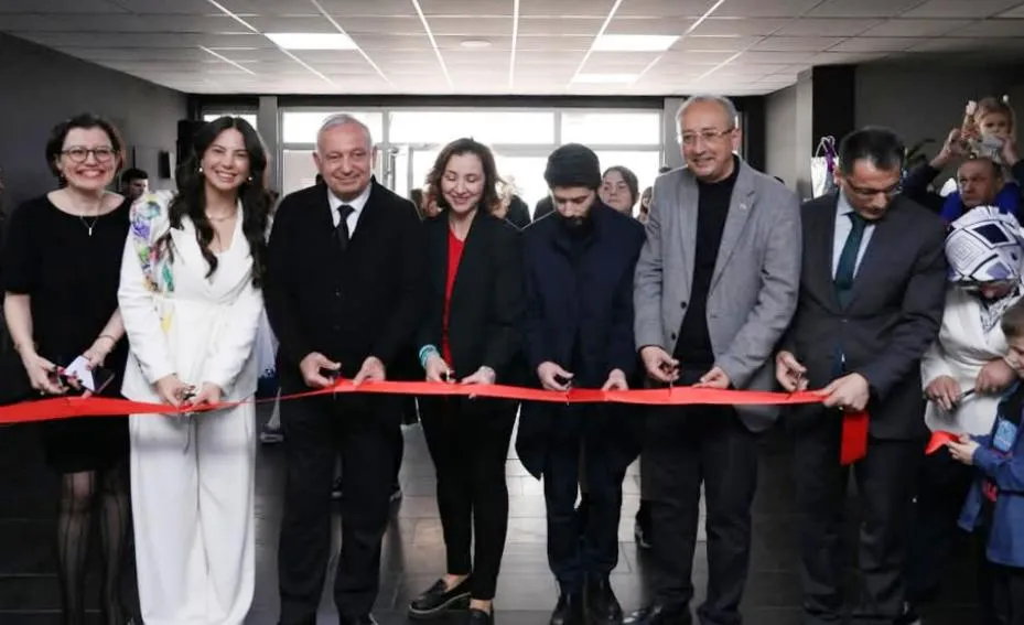 BANDIRMA’DA SANATIN KALBİ TUNÇ BAŞARAN KÜLTÜR MERKEZİ’NDE ATTI