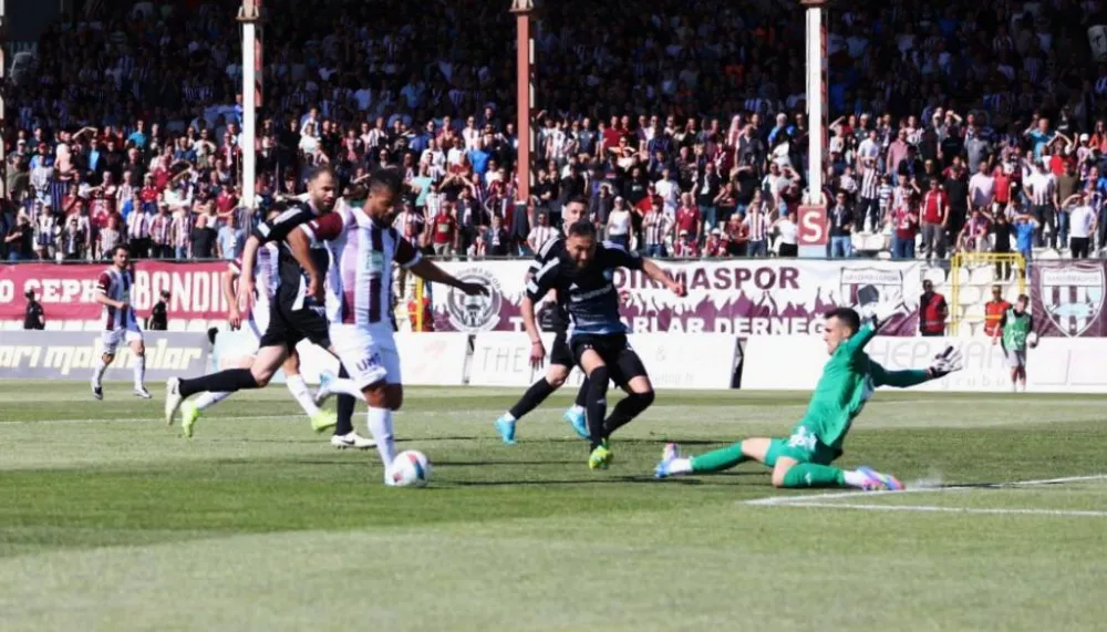 Bandırmaspor, yarı finalde