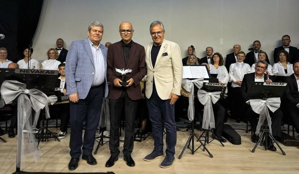 SAHİL ŞENLİKLERİ’NDE TÜRK SANAT MÜZİĞİ RÜZGÂRI ESTİ