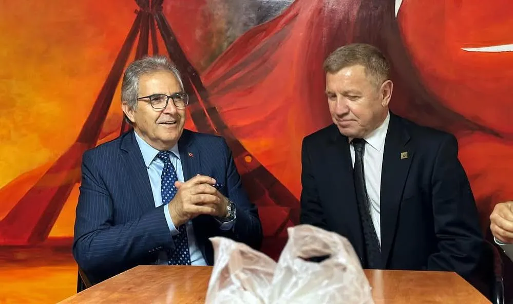 BAŞKAN DURSUN MİRZA’DAN ATATÜRKÇÜ DÜŞÜNCE DERNEĞİ KERMESİNE ZİYARET