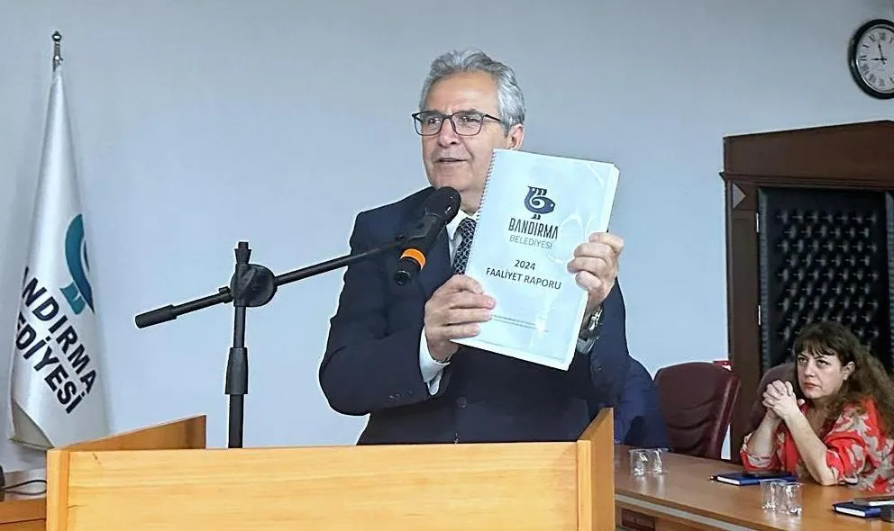 DURSUN MİRZA, EN BEĞENİLEN İLÇE BELEDİYE BAŞKANI SEÇİLDİ!