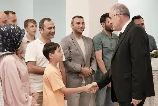 BANÜ’de bayramlaşma