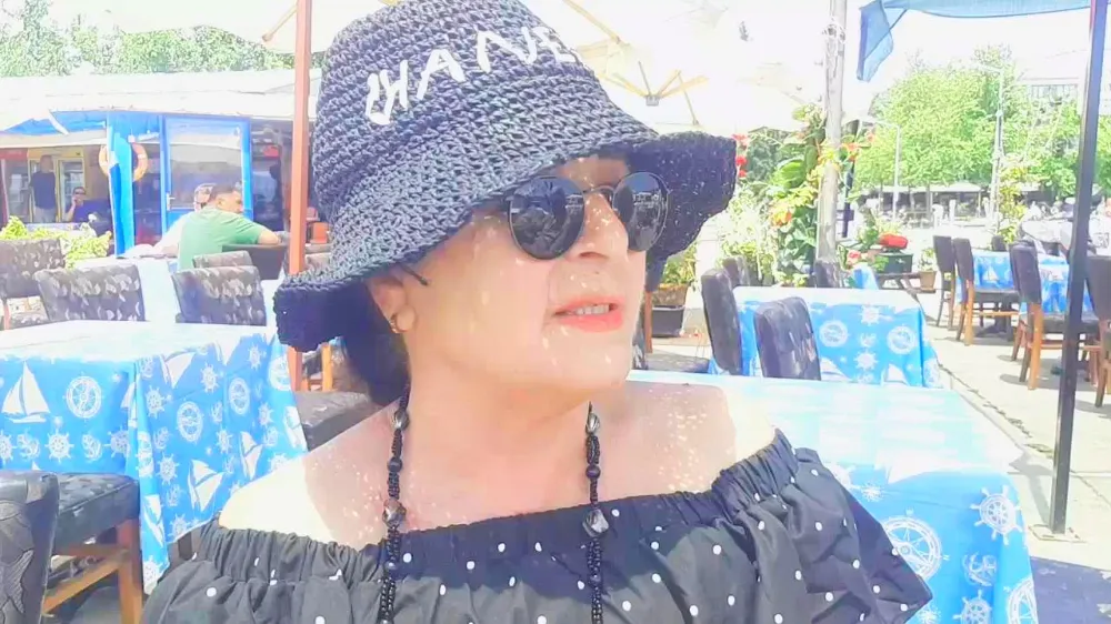 Ayağının tozu ile Manşet