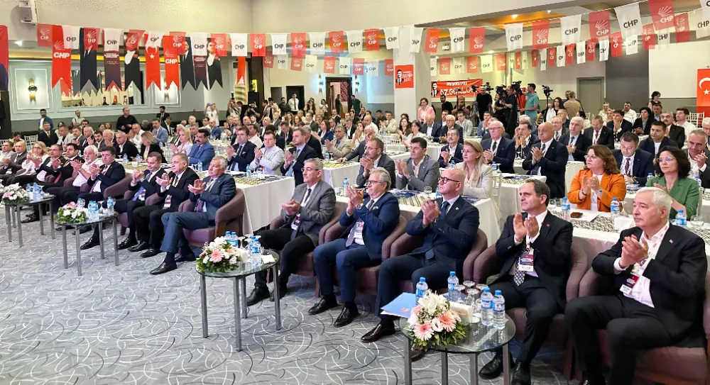 CHP genelgesi: “Meclis üyeleri istifa edecek”