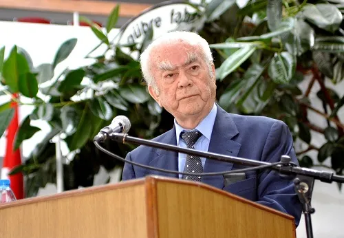 Recep Gencer vefat etti.