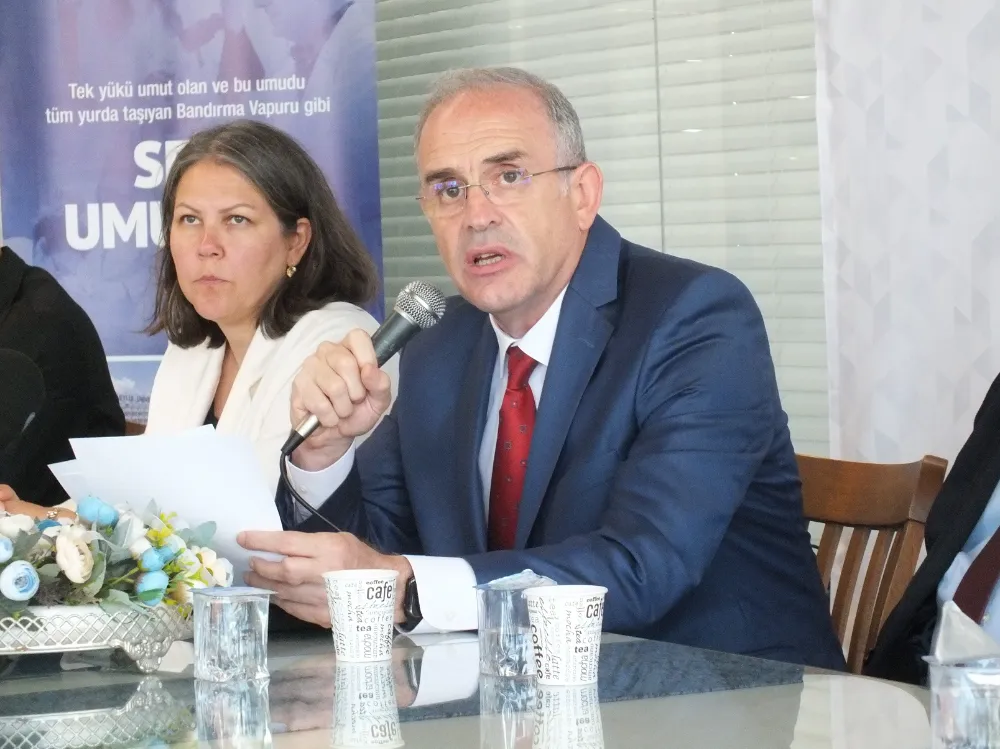 Rektör Boz ve başhekimlikten istifa eden Eray ile gelişmeleri konuştuk