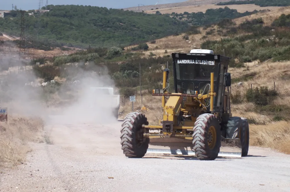 Ayyıldız ANIT yolu asfaltlanıyor