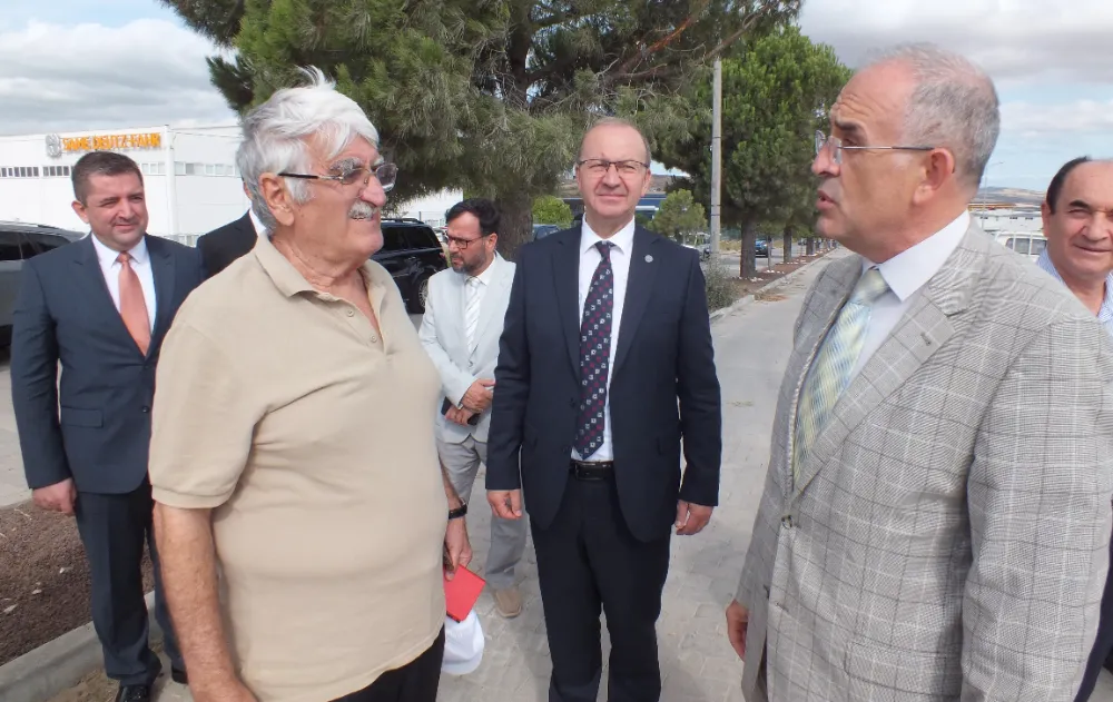 Rektör Boz’dan öğrencilere:  “Üniversitemiz sizin ailenizdir”