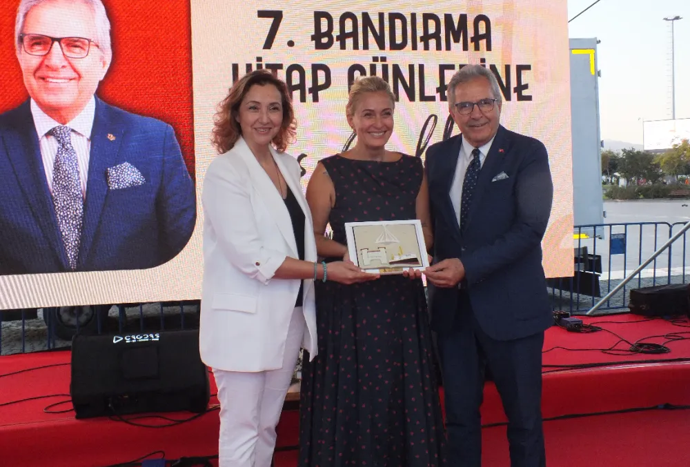 Ceyda Düvenci’den sıcak söyleşi