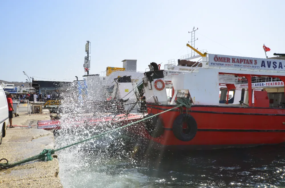 Bazı feribot seferleri iptal edildi