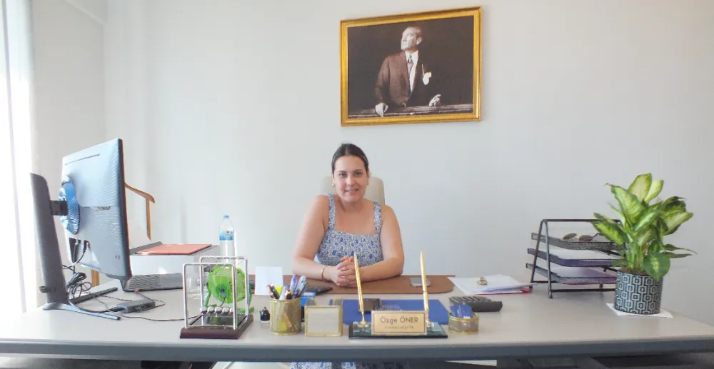 Özge Öner, ofisini açtı