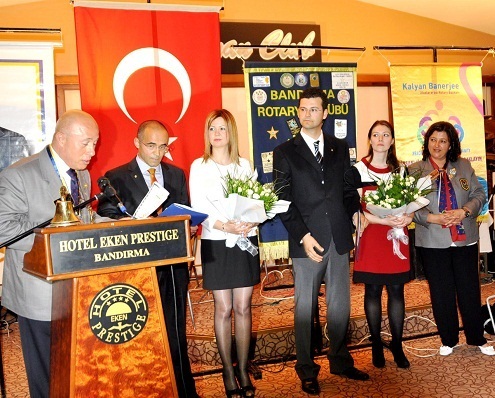 Rotary yeni üye kazandı