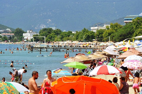 Erdek`te tatilin standart`ı yükseldi