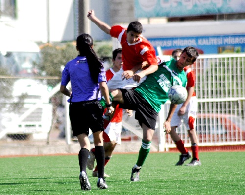 U-15 GENÇLERDE GÖNEN RÜZGARI