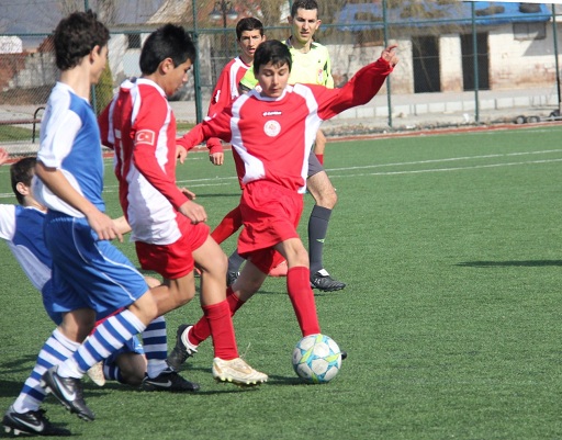 BELEDİYE GÜLE OYNAYA 4-2