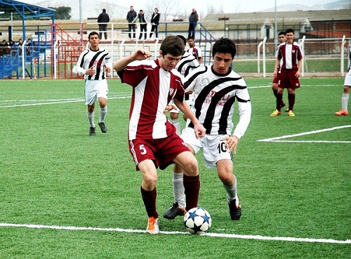 U-17 Gençler`de büyük derbi