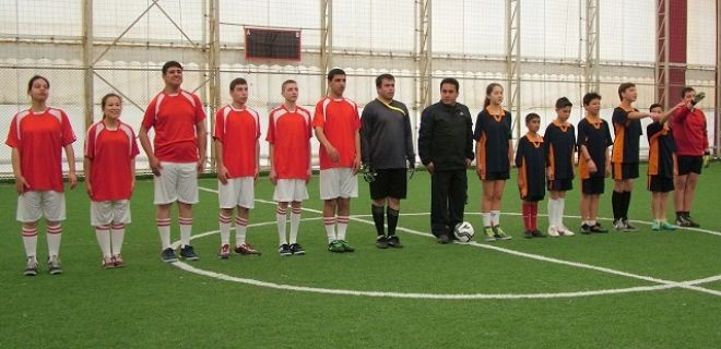 Futbol Aşkı Engel tanımadı